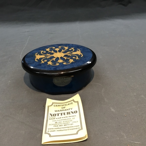 Notturno Intarsio Inlaid Wood Trinket/Keepsake Box - Picture 4 of 7
